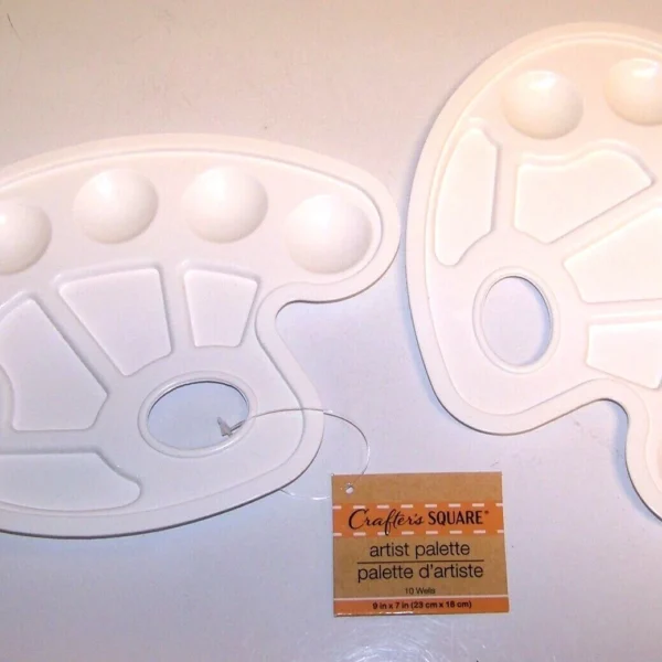 Crafters Square Mixing Palette Paint Mixing Tray w/ Thumb Hole Oval