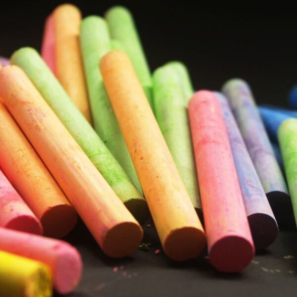 Bazic Coloured Chalk 12 count