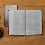KJV Holy Bible: Value Large Print Thinline, Gray Leathersoft, Red Letter, Comfort Print: King James Version - Image 2